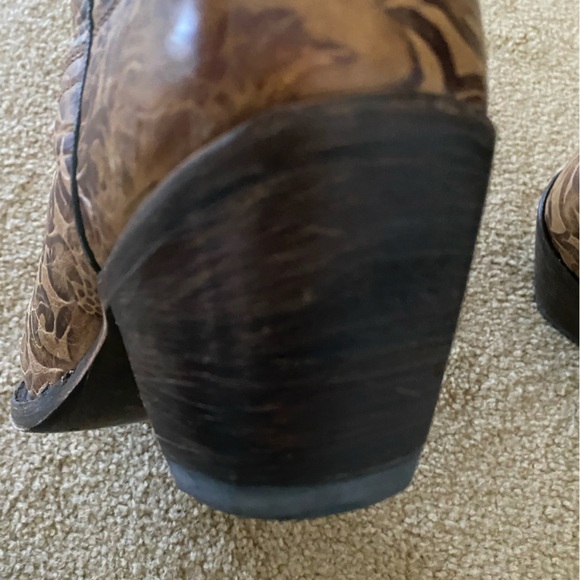Lucchese Leather Cowboy Boots M5711 - Picture 9 of 12